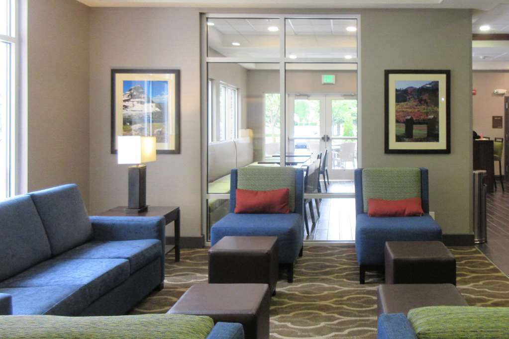 Comfort Inn & Suites Logan Near University Inreriör bild